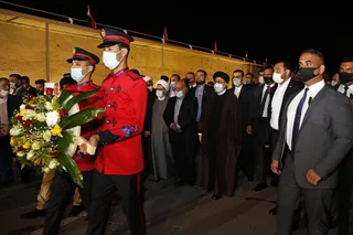 دست انتقام الهی گردن ظالم را می‌گیرد و حق مظلوم را از او خواهد ستاند