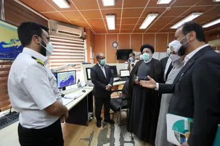 تصاویر بازدید از مجتمع بندری شهید رجایی