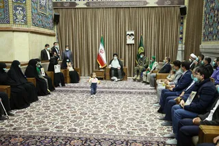 تصاویر دیدار با خانواده شهدای انقلاب اسلامی، دفاع مقدس و مدافع حرم استان خراسان رضوی