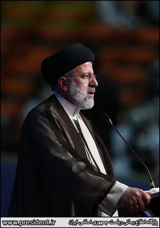 تصاویر آئین اهدای بازوبند پهلوانی سال ۱۴۰۰