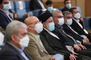 تصاویر تقدیر از برگزیدگان سی و پنجمین جشنواره بین‌المللی خوارزمی