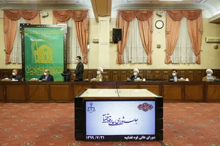 همکاران قضایی با همکاری استانداران، برای شناسایی و احیای ظرفیت‌های معطل اقتصادی کشور اقدام کنند/ نفس واگذاری شرکتهای دولتی به بخش خصوصی کافی نیست، نظارت و حمایت دولت هم لازم است