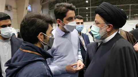 تصاویر بازدید از مرکز رسیدگی به نامه های مردمی در رشت