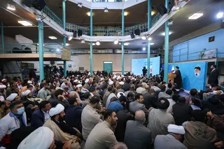 تصاویر اجتماع مردمی هسته های جهاد , پیشرفت در حسینیه جماران