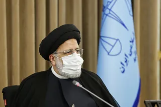 نباید دسترسی به وکیل آنچنان سخت باشد که تا به فردی پیشنهاد وکیل شد، بگوید توان هزینه کردن برای گرفتن وکیل را ندارم