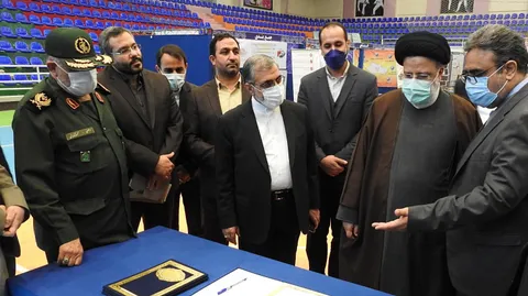 بازدید دکتر رئیسی از نمایشگاه مسائل و مشکلات استان لرستان