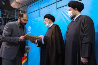 تصاویر اجتماع مردمی هسته های جهاد , پیشرفت در حسینیه جماران