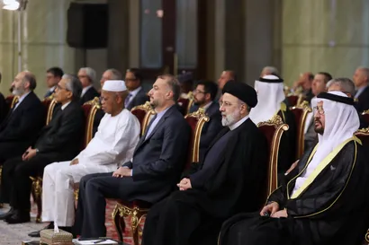 دیدار با سفرا و کارداران کشورهای اسلامی