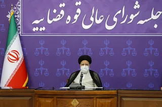 دستور رئیس دستگاه قضا به دادستان برای رسیدگی به علت صدور مجوز صادرات به افراد فاقد صلاحیت/ گره زدن تصمیم گیری‌ها به انتخابات آمریکا آدرس غلط دادن به ملت است