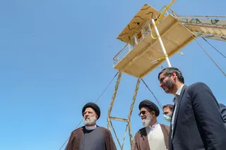 تصاویر بازدید از نقطه صفر مرزی جلفا و مزار شهدای مقابله با متجاوزین در سال ۱۳۲۰