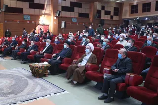 تصاویر دیدار رئیس جمهور با نخبگان ، علماء ، خانواده شهدا ، ایثارگران و جمعی از اقشار مختلف مردم