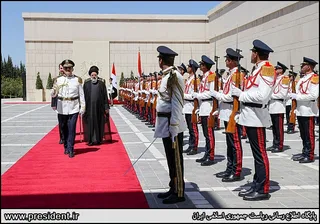 تصاویر مراسم استقبال رسمی از آیت الله رئیسی توسط رئیس جمهور سوریه