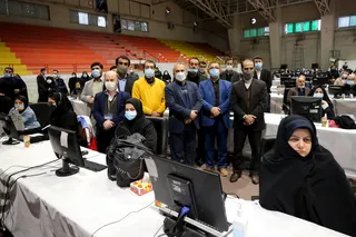 تصاویر بازدید از مرکز رسیدگی به نامه های مردمی در رشت
