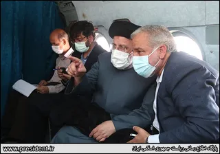 تصاویر بازدید هوایی از مناطق مرزی ایران و افغانستان و حضور و سخنرانی در روستای ملاعلی