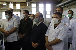 بازدید حجت‌الاسلام والمسلمین رئیسی از کارخانه صنایع غذایی کیوان