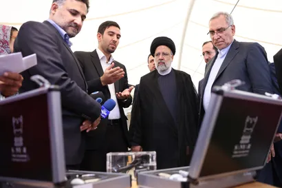 تصاویر بازدید دکتر رئیسی از «خانه نوآوری و فنآوری» ایران در کنیا