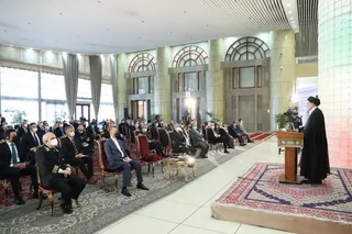 تصاویر مراسم سالگرد پیروزی انقلاب اسلامی با حضور سفرای خارجی مقیم ایران