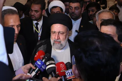 نشست صمیمی با نخبگان پاکستانی