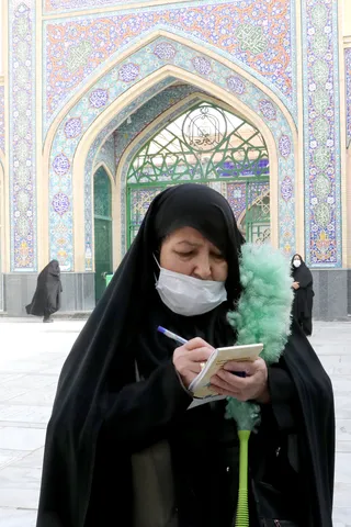 تصاویر زیارت حرم امامزاده یحیی(ع) و مزار شهدای سمنان