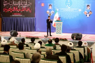 تصاویر دیدار رئیس جمهور با نخبگان ، علماء ، خانواده شهدا ، ایثارگران و جمعی از اقشار مختلف مردم