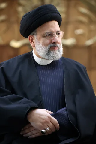 دیدار رمضانی با جمعی از هنرمندان