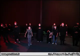 تصاویر سخنرانی رئیس جمهور در مراسم شب عاشورای اجتماع بزرگ «عشیره عاشورا»