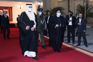 تصاویر بدرقه رئیس جمهور در فرودگاه دوحه قطر