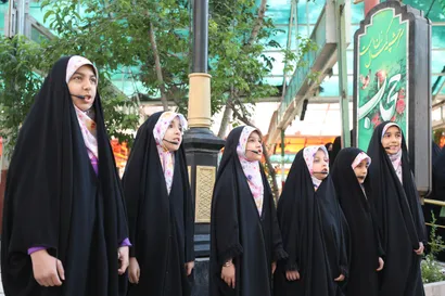 زیارت قبور مطهر شهدای قم