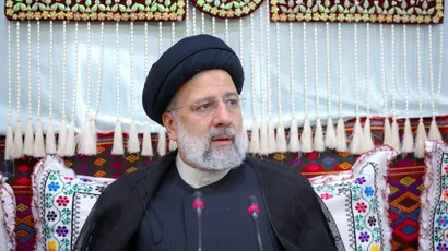 نشست  نشست با جمعی از علما و سران طوایف جنوب سیستان و بلوچستان