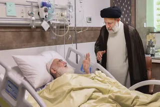 تصاویر عیادت از آیت الله العظمی نوری همدانی