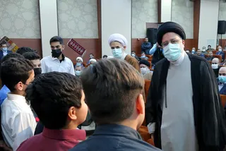 تصاویر دیدار رئیس جمهور با نخبگان ، علماء ، خانواده شهدا ، ایثارگران و جمعی از اقشار مختلف مردم
