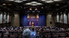 فیلم  نشست با روحانیون و فعالان فرهنگی جبهه مردمی انقلاب اسلامی