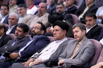 تصاویر نشست شورای برنامه ریزی و توسعه با حضور جمعی از فعالان اقتصادی