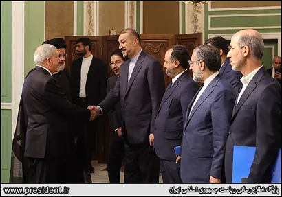 تصاویر استقبال رسمی آیت‌الله رئیسی از رئیس جمهور عراق