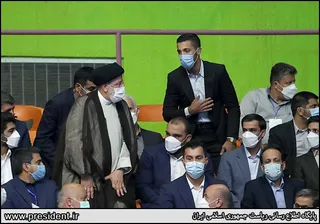 تصاویر آئین اهدای بازوبند پهلوانی سال ۱۴۰۰