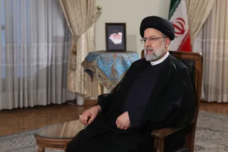 تصاویر نهمین گفتگوی زنده تلویزیونی رئیس جمهور با مردم