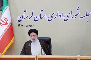 اگر راه اندازی کارخانه‌ها برای بانک‌ها صرفه اقتصادی ندارد، آنها باید نسبت به واگذاری واحدهای تولیدی که در تملک خود دارند، اقدام کنند