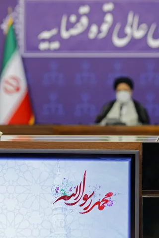 دستور رئیس دستگاه قضا به دادستان برای رسیدگی به علت صدور مجوز صادرات به افراد فاقد صلاحیت/ گره زدن تصمیم گیری‌ها به انتخابات آمریکا آدرس غلط دادن به ملت است