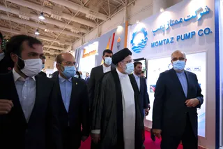 تصاویر بازدید از نمایشگاه بین المللی نفت ، گاز ، پالایش و پتروشیمی