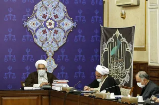 همکاران قضایی با همکاری استانداران، برای شناسایی و احیای ظرفیت‌های معطل اقتصادی کشور اقدام کنند/ نفس واگذاری شرکتهای دولتی به بخش خصوصی کافی نیست، نظارت و حمایت دولت هم لازم است