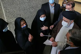 بازدید آیت‌الله رئیسی از دادگستری شهرستان بهارستان