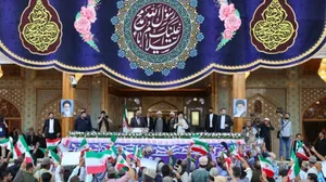 حضور رئیس جمهور در اجتماع باشکوه مردم شهرستان رستم
