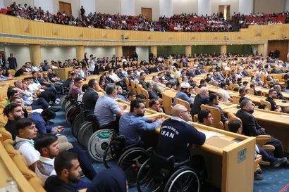 تصاویر مراسم تجلیل از مدال آوران و قهرمانان ورزشی