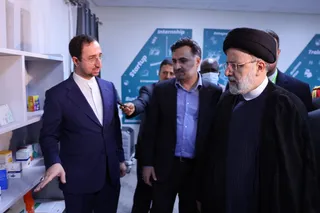 تصاویر افتتاح دفتر نوآوری و فناوری ایران در اوگاندا