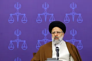شهید فخری زاده قهرمان «بی اثر کردن تحریم و تهدید» دشمن در حوزه هسته ای و دفاعی است/ جریان تحریف در حال القای‌‌‌ترس و یاس و تسلیم در برابر دشمن است