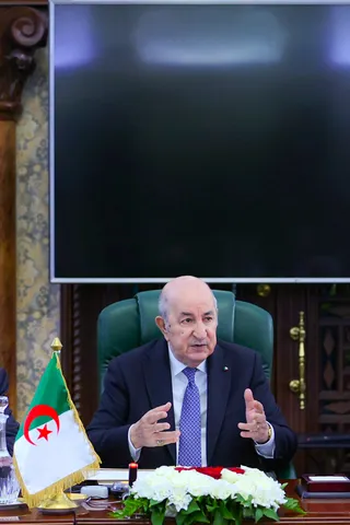 نشست مشترک هیئت های عالیرتبه ایران و الجزایر