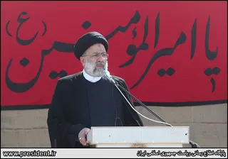 تصاویرحضور در یادمان شهدای قلاویزان واقع در نقطه صفر مرزی شهرستان مهران