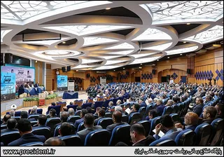 تصاویر نشست مشترک شورای برنامه‌ریزی و توسعه و فعالان اقتصادی خوزستان