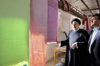 تصاویر بازدید از کارگاه های توانمندسازی زنان سرپرست خانوار و دیدار با گروه های جهادی