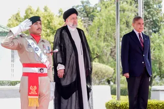 استقبال رسمی از سوی نخست وزیر پاکستان